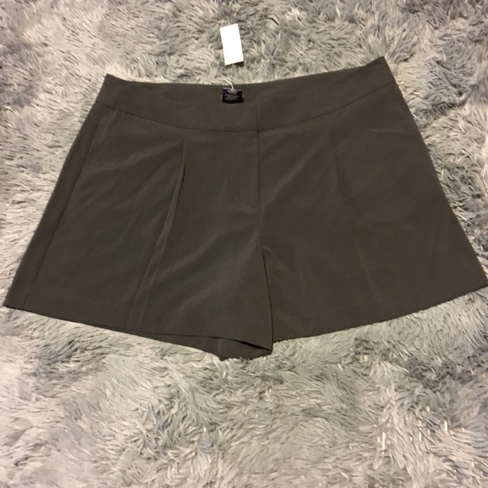 Ann Taylor black shorts